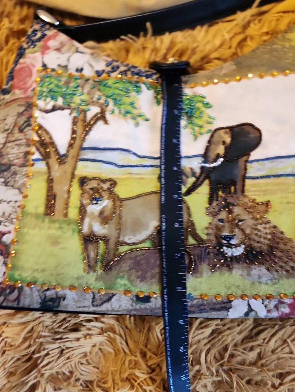 Bueno Multicolor Embroidered Safari Scene Shoulder Bag